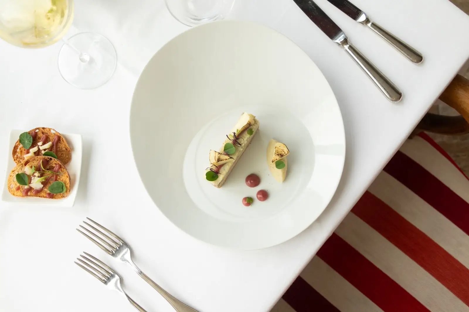 Fine dining at Valquessanobleinn 
